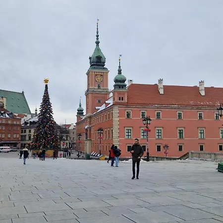 Koneser By Better Place * Varsó
